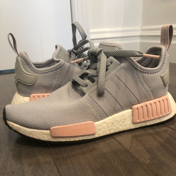 adidas nmd r1 clear onix vapour pink